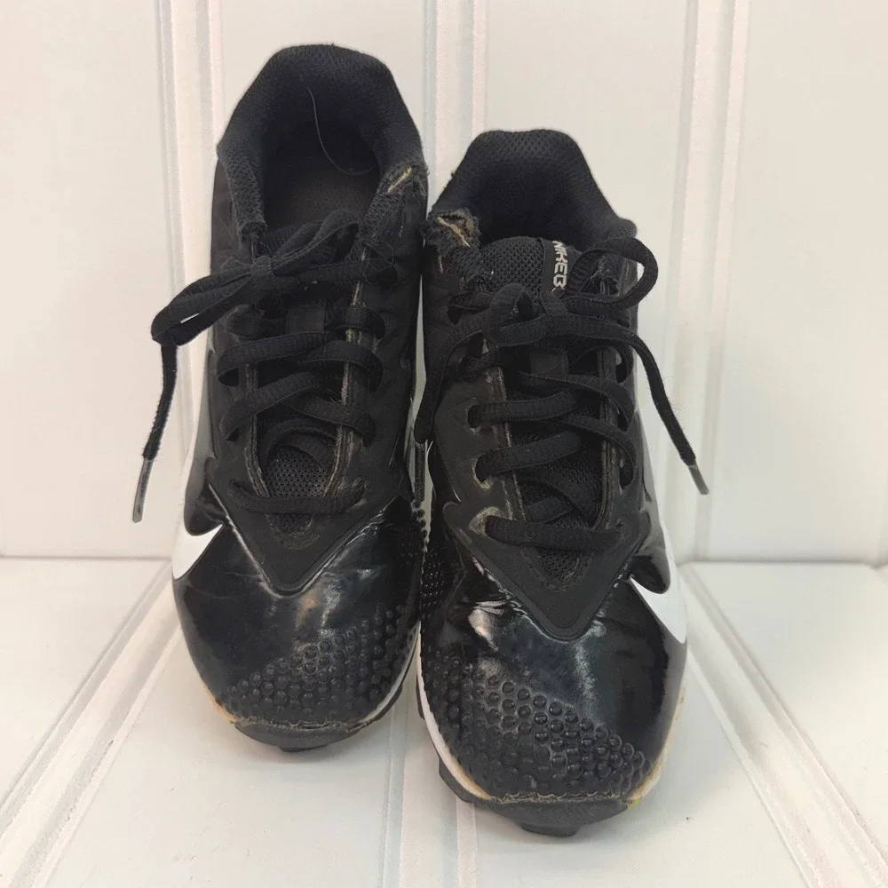 Nike Vapor Baseball Cleats Kids Size 1Y Black White Fastflex Athletic Shoes